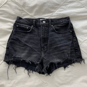 Abercrombie & Fitch High Rise Mom Short